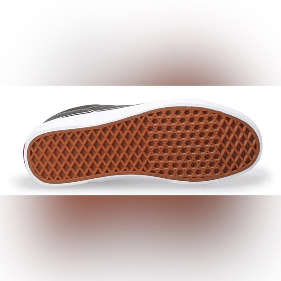Men's Vans Seldan Low Top Sneaker - Picture 4 of 6